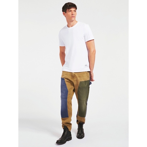 New GUESS Contrast fabric regular fit Jeans - Picture 2 of 12